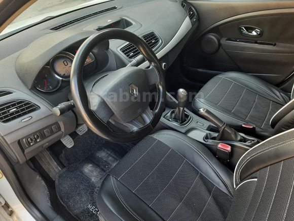 Galeriden Renault Fluence 1.5 dCi Joy 2013 Model İzmir