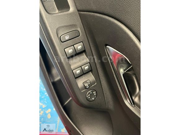 OPEL ARDEN YETKİLİ BAYİDEN HATASIZ CORSA-E GS KARTA 12 TAKSİT