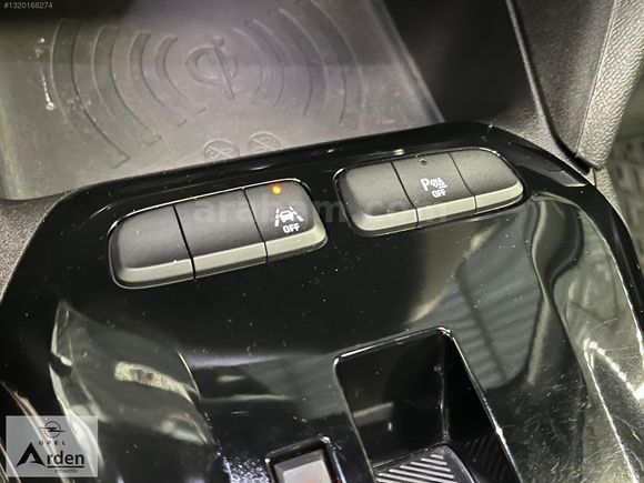 OPEL ARDEN YETKİLİ BAYİDEN HATASIZ CORSA-E GS KARTA 12 TAKSİT