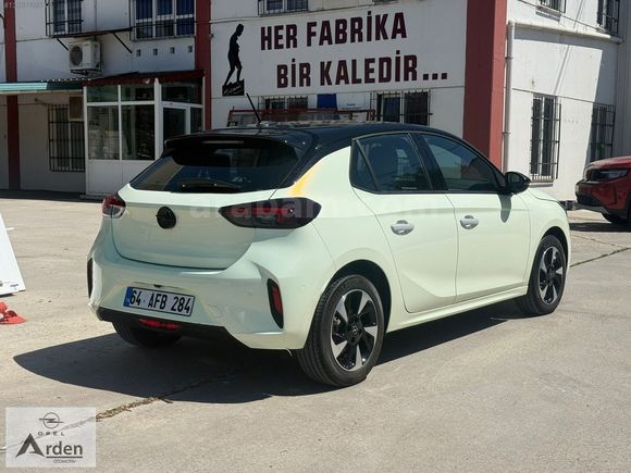 OPEL ARDEN YETKİLİ BAYİDEN HATASIZ CORSA-E GS KARTA 12 TAKSİT