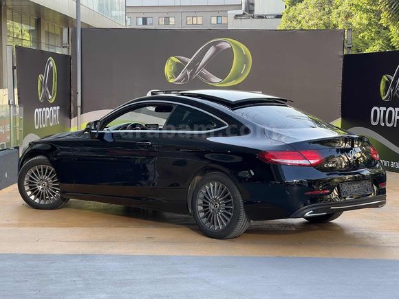 HATASIZ DEĞİŞENSİZ SİYAH TABA 2017 110BİN KM COUPE