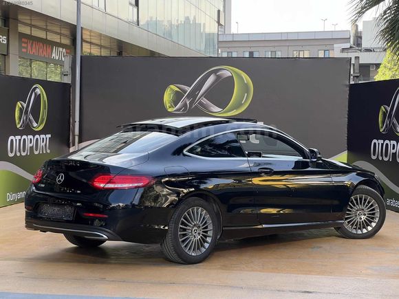 HATASIZ DEĞİŞENSİZ SİYAH TABA 2017 110BİN KM COUPE