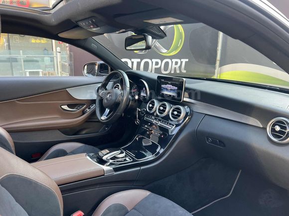 HATASIZ DEĞİŞENSİZ SİYAH TABA 2017 110BİN KM COUPE