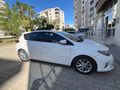 Sahibinden Toyota Auris 1.4 D-4D Active Skypack 2014 Model  144.000 km Beyaz
