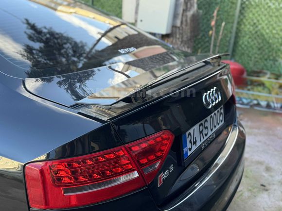 BEYOND - 2011 137.000 KM TR'DE TEK ÖZEL PLAKA 450hp+ V8 AUDİ RS5 ORJİNAL BAYİ ÇIKIŞLI