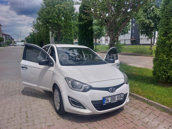 Sahibinden Az Yakar Hyundai i20 1.4 CRDi Jump 2012 Model 