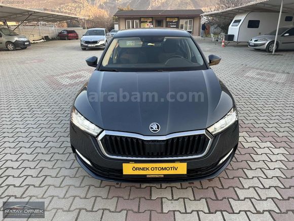 2021 SKODA OCTAVIA 1.0 E-TEC ELITE DSG HYBRID