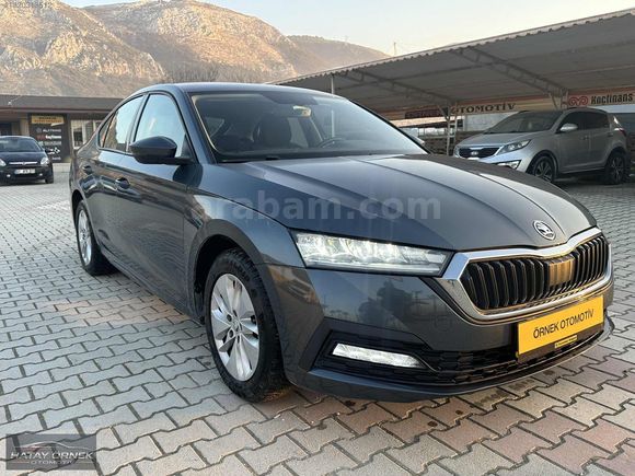 2021 SKODA OCTAVIA 1.0 E-TEC ELITE DSG HYBRID
