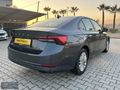 2021 SKODA OCTAVIA 1.0 E-TEC ELITE DSG HYBRID