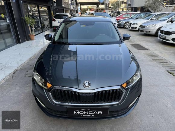BOYASIZ 2022 MODEL OCTAVİA 1.0 e-Tec 126.000 KM'DE SERVİS BAKIML