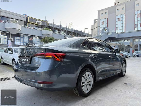 BOYASIZ 2022 MODEL OCTAVİA 1.0 e-Tec 126.000 KM'DE SERVİS BAKIML