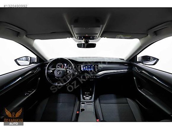 *0,68 KRD*2023-OCTAVİA-110'LUK-DÜŞÜK KM-HİBYRİT-TABLET-SRV BAKIM