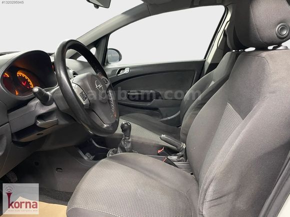 36 AY TAKSİTLE 2011 OPEL CORSA ESSENTİA CMON 75HP