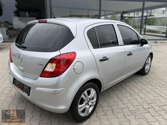 2013-BOYASIZ-HATASIZ-106.000 KM CORSA-DİZEL-MANUEL-ÇELİK JANTLI