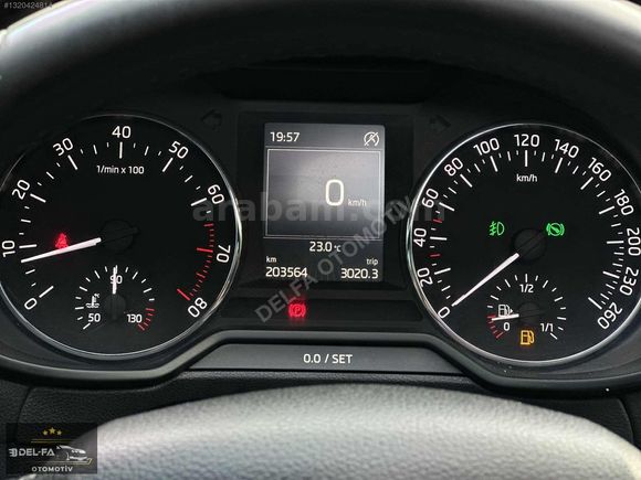 DEL-FA OTOMOTİV'DEN 2015 MODEL SKODA OCTAVİA STYLE CAM TAVAN