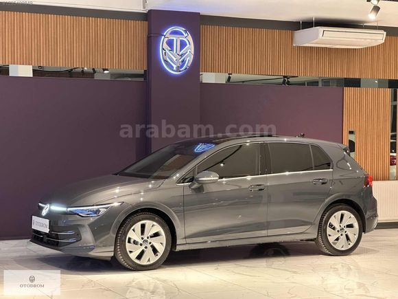 2025 VOLKSWAGEN GOLF 1.5 e-TSI STYLE HATASIZ BOYASIZ/CAM TAVANLI