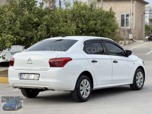 HATASIZ BOYASIZ TRAMERSİZ 77,BİN KM DİZEL