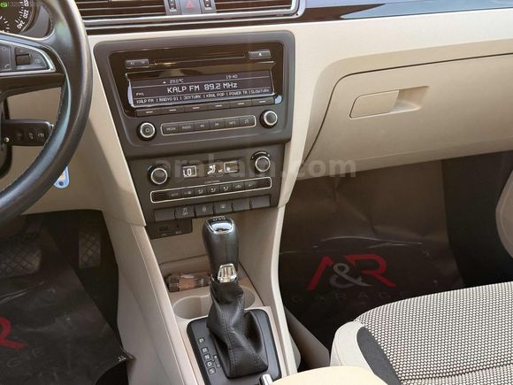 CEBECİ'DEN HATASIZ AYARINDA SKODA RAPİD