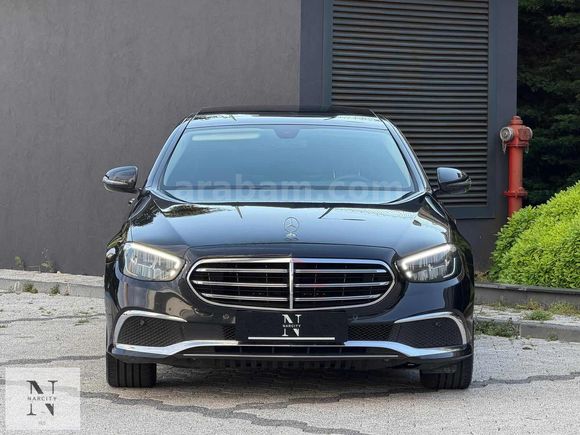 E 300 D Hybrid 4Matic Exclusive Vakum/Hayalet/Nav./E.Bagaj/Taba