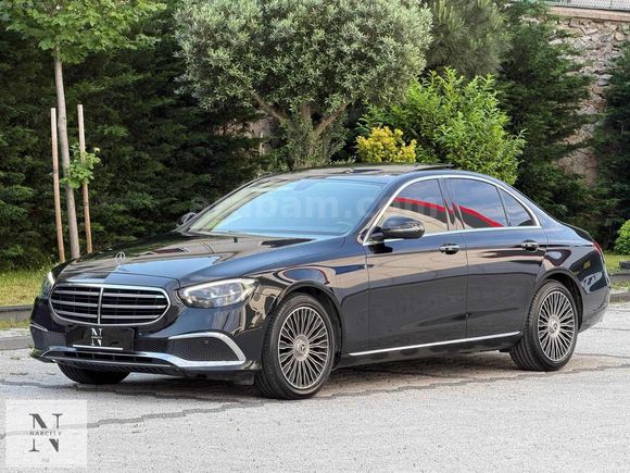 E 300 D Hybrid 4Matic Exclusive Vakum/Hayalet/Nav./E.Bagaj/Taba