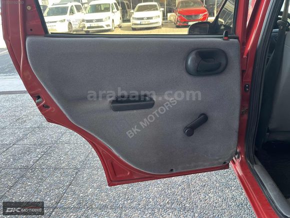 BK MOTORS DAN ÇOK TEMİZ CORSA 1.4 OTOTMATİK