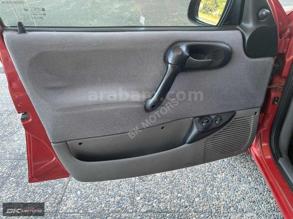 BK MOTORS DAN ÇOK TEMİZ CORSA 1.4 OTOTMATİK