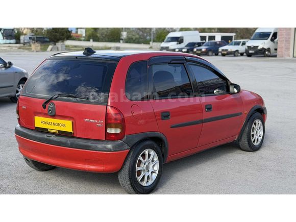HATASIZ OPEL CORSA 1.4i 16V GLS KLİMALI KAZASIZ