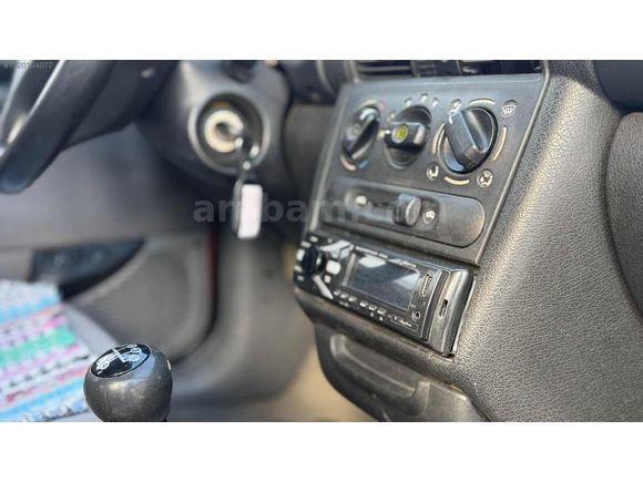 HATASIZ OPEL CORSA 1.4i 16V GLS KLİMALI KAZASIZ