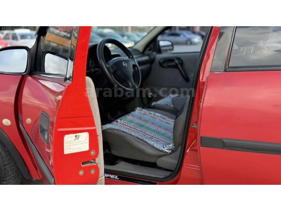 HATASIZ OPEL CORSA 1.4i 16V GLS KLİMALI KAZASIZ