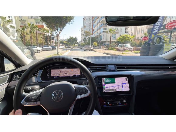 Sahibinden çok temiz hatasız sıfır lastikli Passat varyant