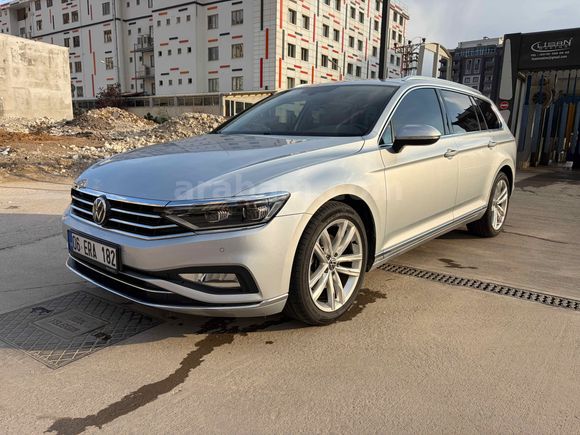 Sahibinden çok temiz hatasız sıfır lastikli Passat varyant