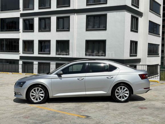 Sahibinden Skoda SuperB 1.6 TDI Style 2017 Model 