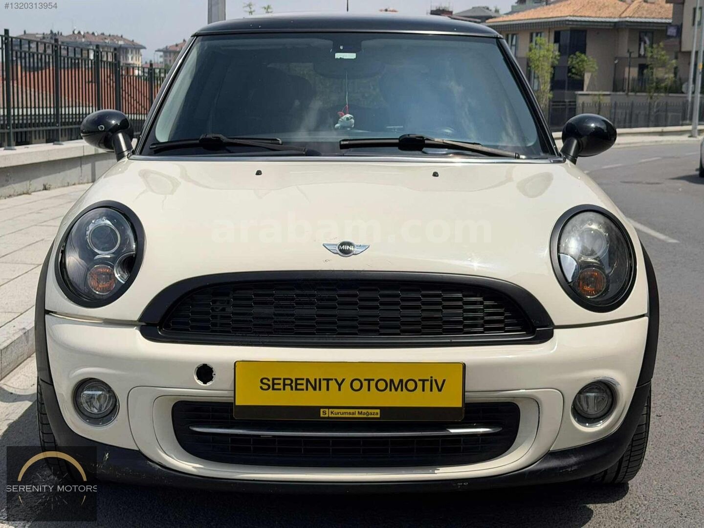Galeriden Mini Cooper 1.6 Türkiye Paketi 2009 Model İstanbul 270.000 km Beyaz 1