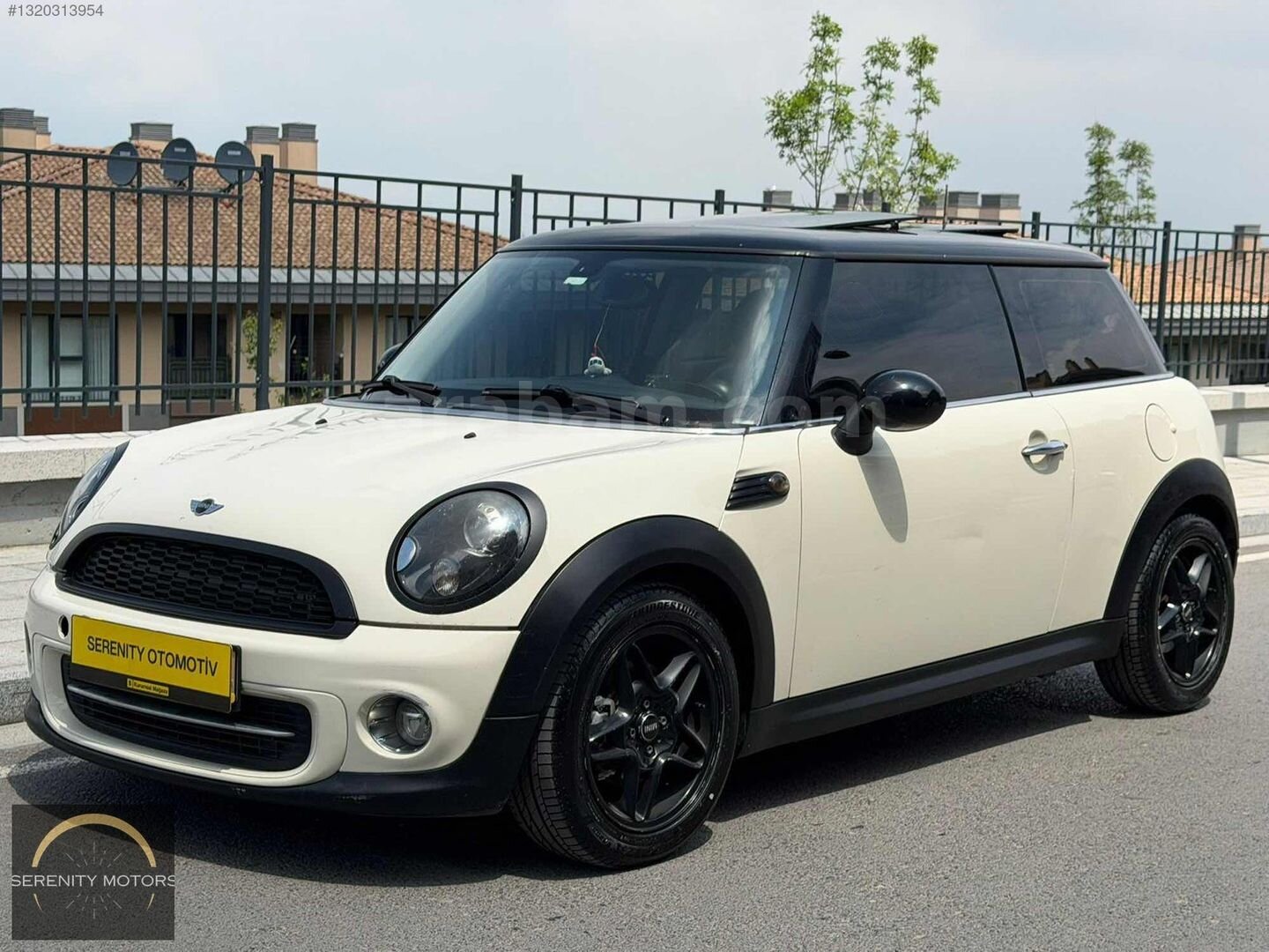 Galeriden Mini Cooper 1.6 Türkiye Paketi 2009 Model İstanbul 270.000 km Beyaz 2