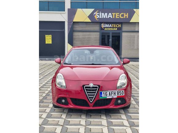 Sahibinden Alfa Romeo Giulietta 1.6 JTD Distinctive 2013 Model 