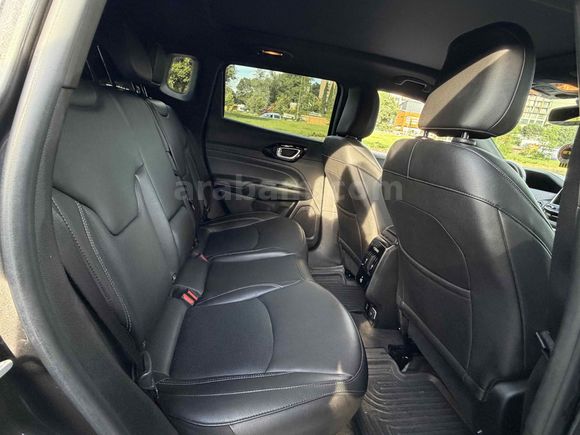 Sahibinden Jeep Compass 1.3 GSE 80.Yıl 2021 Model özel plaka 
