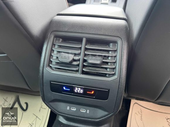 2023 MODEL SEAT LEON 1.5 eTSİ FR DSG CAM TAVAN BOYASIZ HATASIZ