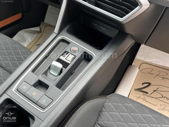 2023 MODEL SEAT LEON 1.5 eTSİ FR DSG CAM TAVAN BOYASIZ HATASIZ