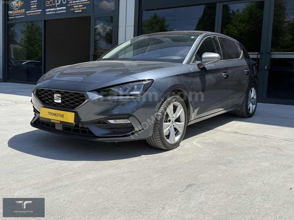 2025 SEAT LEON 1.5 eHybrid FR