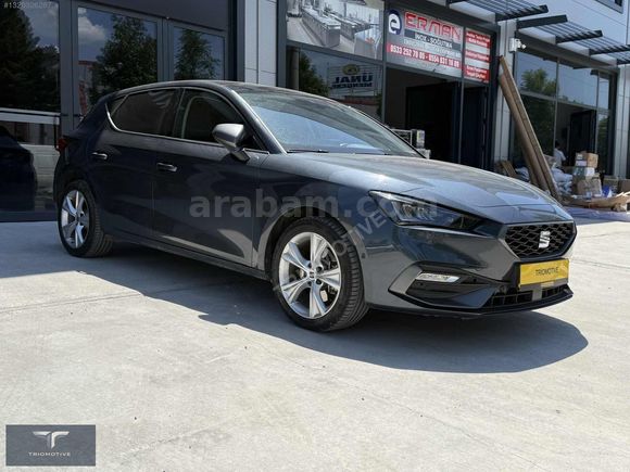 2025 SEAT LEON 1.5 eHybrid FR