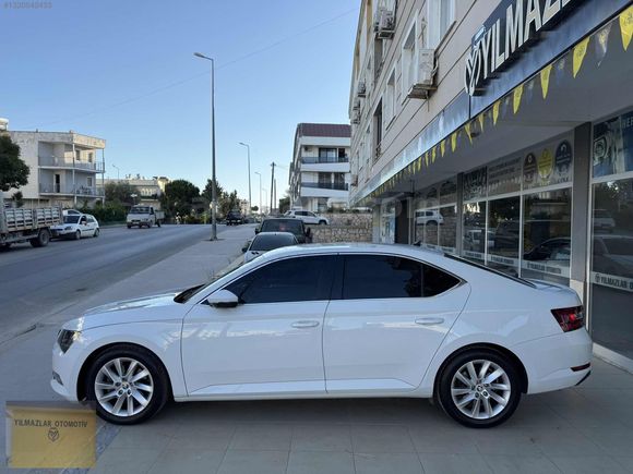 HATASIZ 2019 DÜŞÜK KM SKODA SUPERB OTOMATİK..