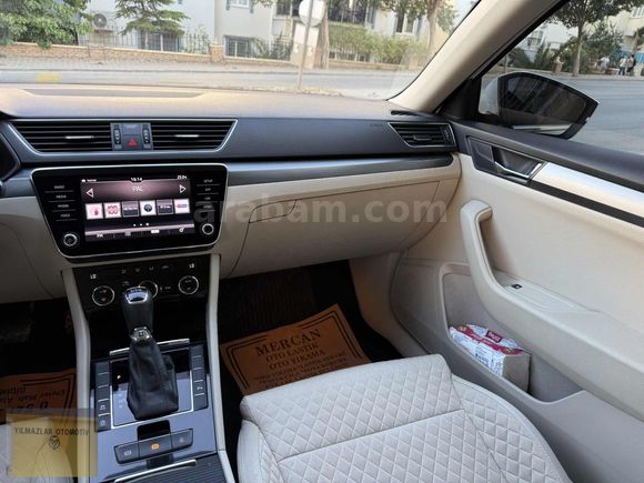 HATASIZ 2019 DÜŞÜK KM SKODA SUPERB OTOMATİK..