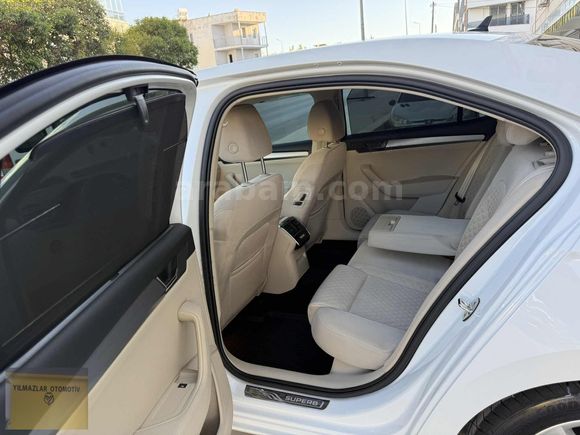 HATASIZ 2019 DÜŞÜK KM SKODA SUPERB OTOMATİK..