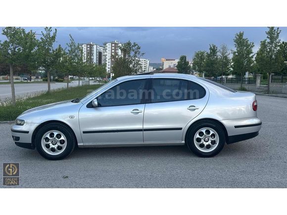 DİVAN_EMSALSİZ HATASIZ_2001 SEAT TOLEDO SİGNO PLUS_105 BİN KM