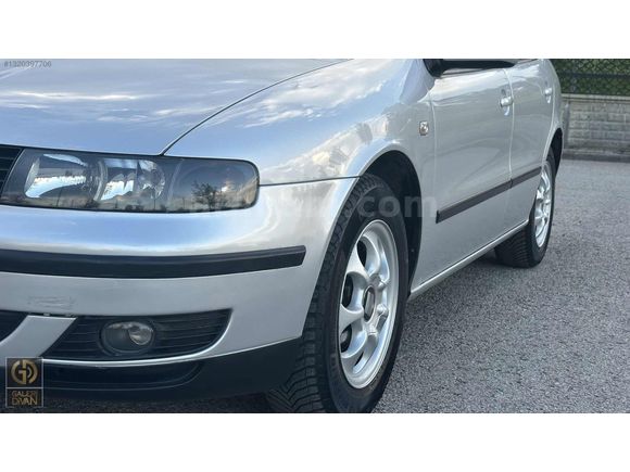 DİVAN_EMSALSİZ HATASIZ_2001 SEAT TOLEDO SİGNO PLUS_105 BİN KM
