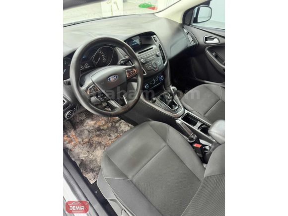 SAMET DEMİR OTOMOTİVDEN 2017 MDL HATASIZ BOYASIZ FORD FOCUS