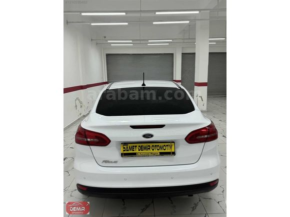 SAMET DEMİR OTOMOTİVDEN 2017 MDL HATASIZ BOYASIZ FORD FOCUS