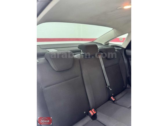 SAMET DEMİR OTOMOTİVDEN 2017 MDL HATASIZ BOYASIZ FORD FOCUS