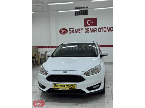SAMET DEMİR OTOMOTİVDEN 2017 MDL HATASIZ BOYASIZ FORD FOCUS