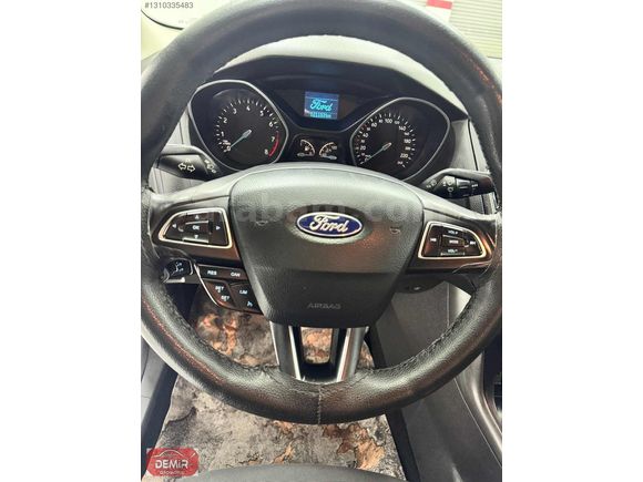SAMET DEMİR OTOMOTİVDEN 2017 MDL HATASIZ BOYASIZ FORD FOCUS
